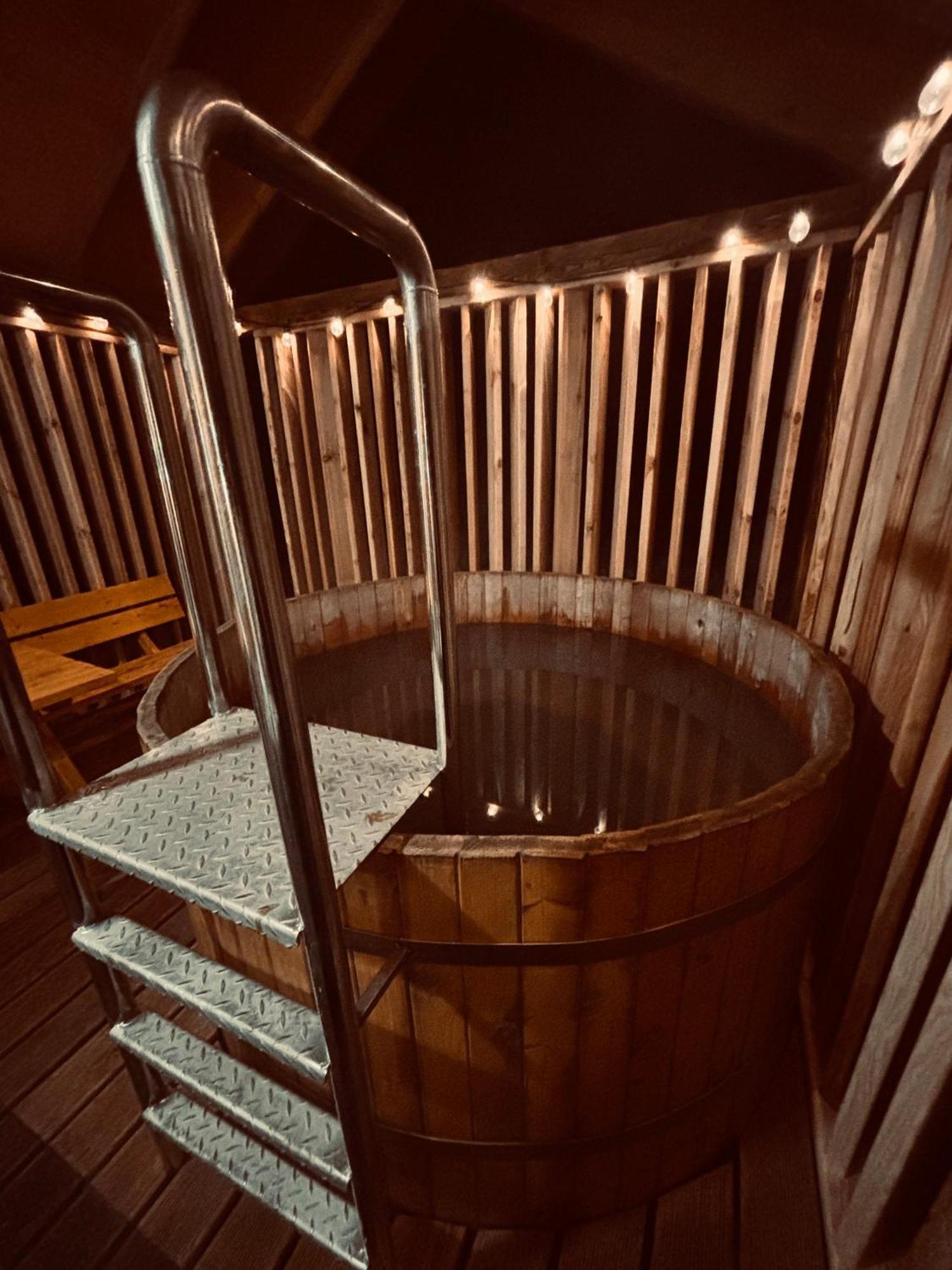 Sosnowy Dworek Sabat Farm stay